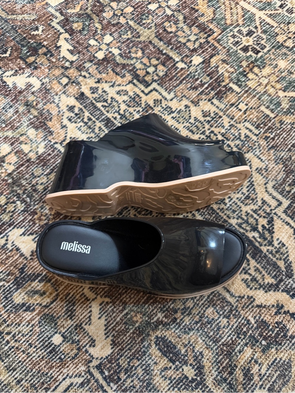 Melissa Black Glossy platform jelly … 7